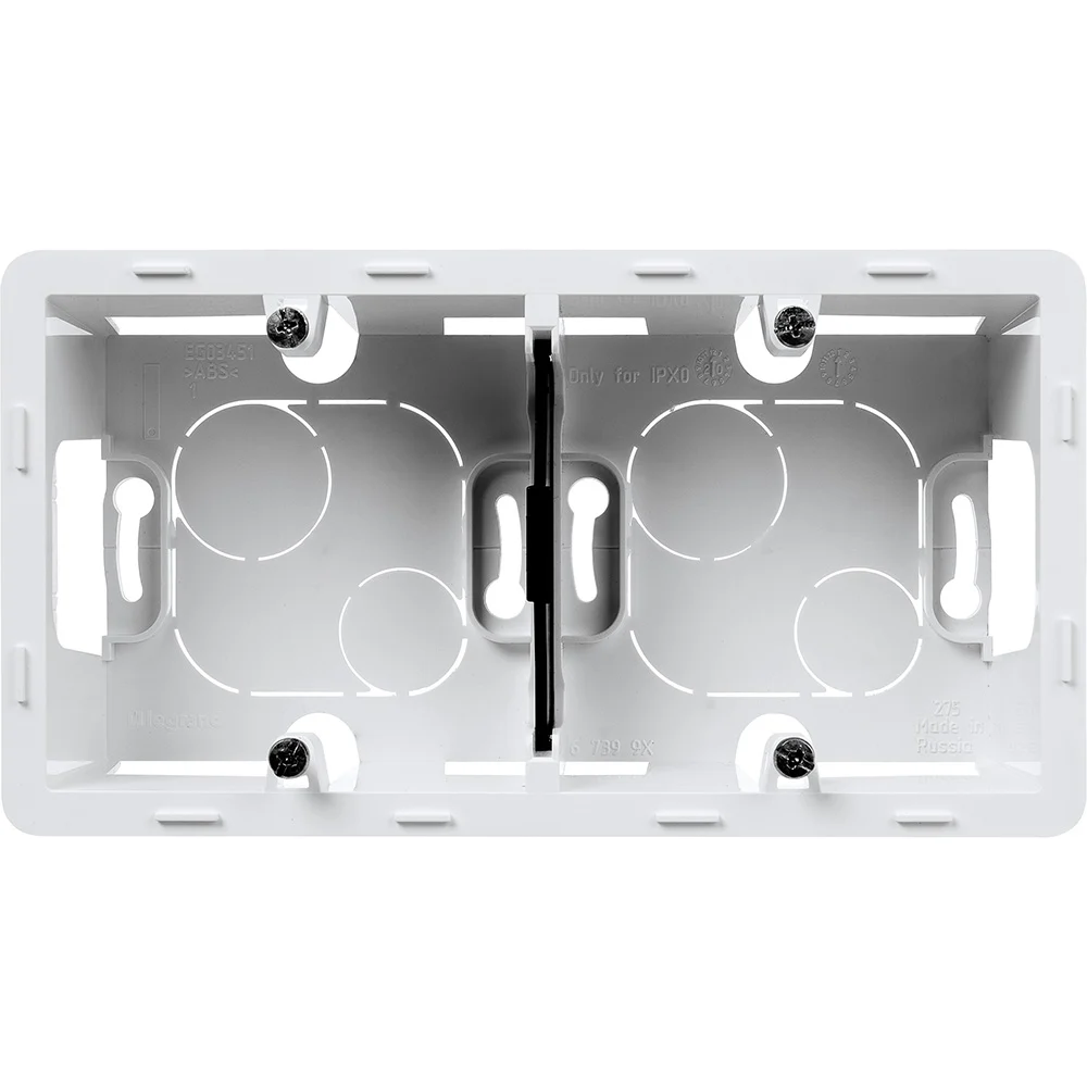 Коробка накладного монтажа Legrand INSPIRIA 673990