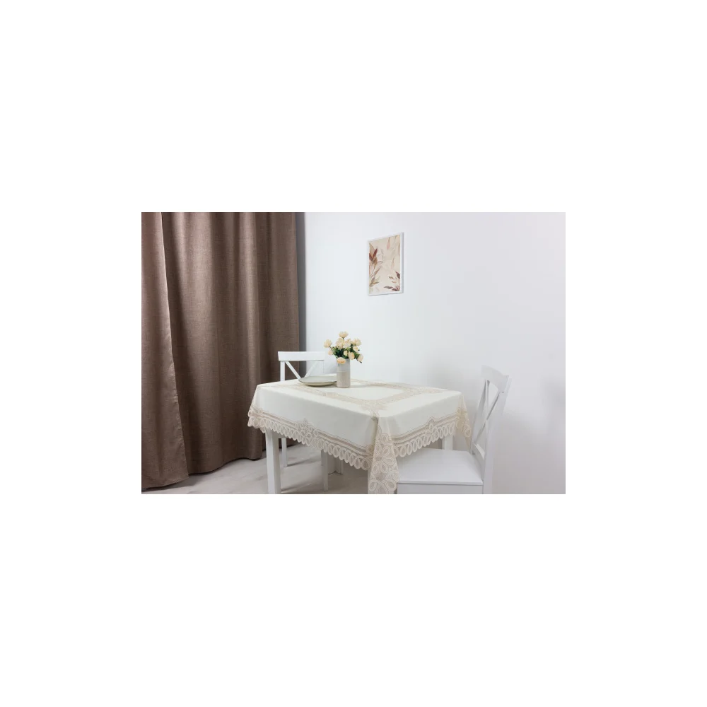 Прямоугольная ажурная готовая скатерть Towa Pretty 5177