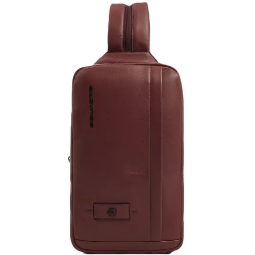 Рюкзак слинг Piquadro Russel CA6764W137/CU красное дерево кожа
