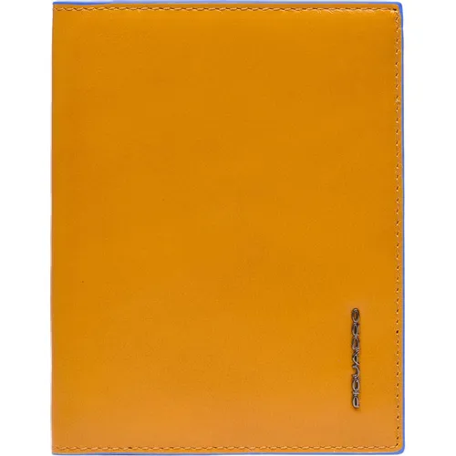 Обложка для паспорта Piquadro Blue Square PP1660B2/G желтый кожа натуральная
